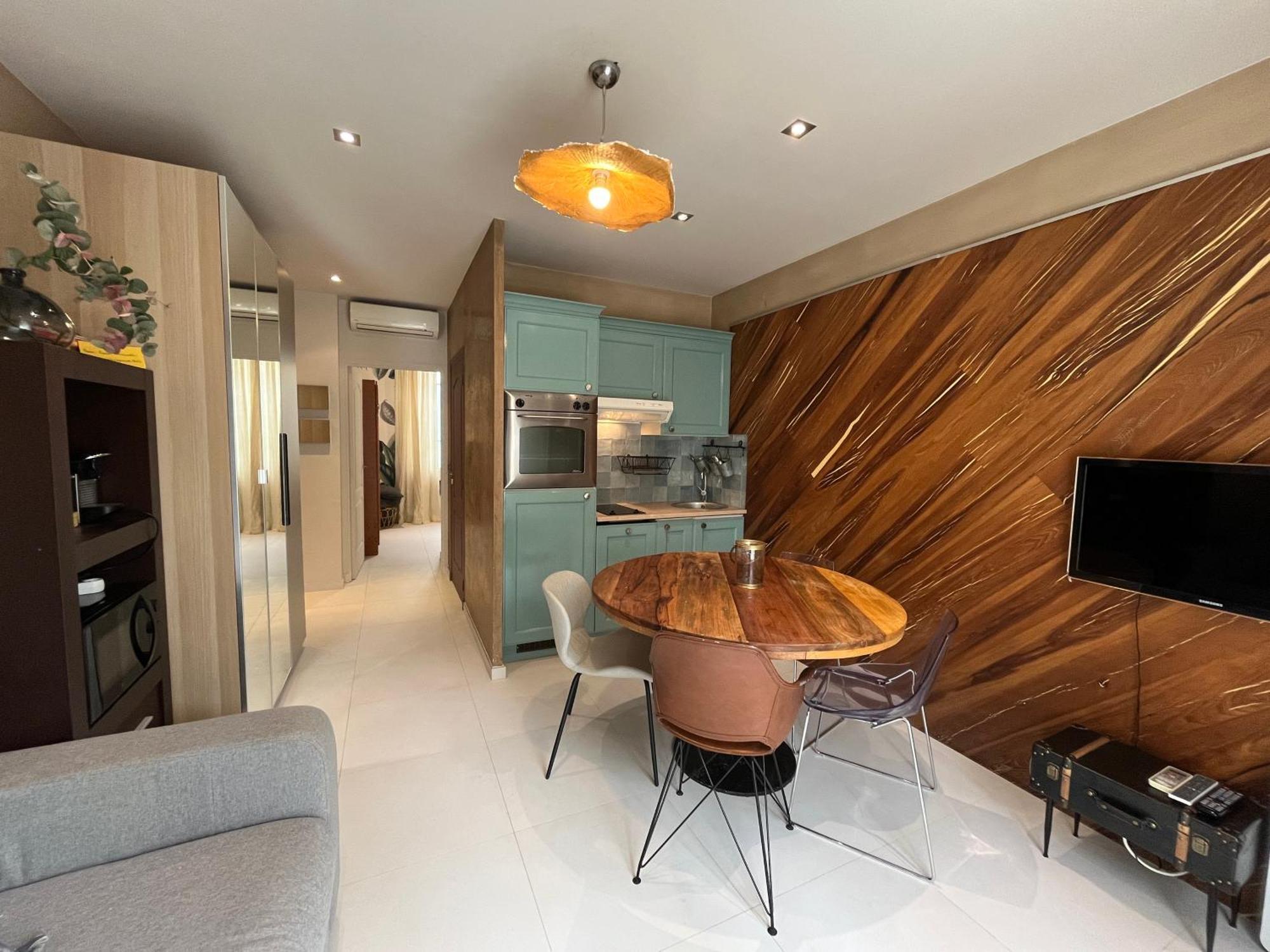 Appartement Sur La Pinede A Juan Les Pins Antibes Exterior photo